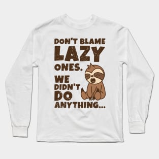 Cute Funny Yawning Lazy Sloth - distressed Long Sleeve T-Shirt